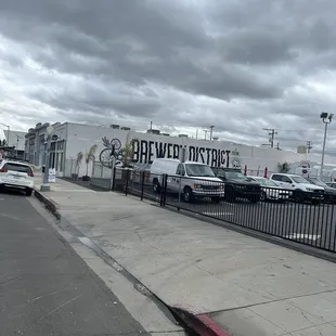 Fresno Brewery District and the Smokin&apos; Woods BBQ establishment