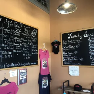 Stopped in during the whole virus shut down days they are smoking so they're open.