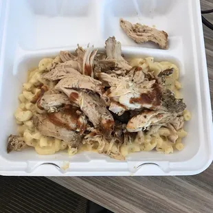 Shredded chicken over mac'n cheese
