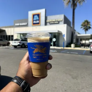 Large Iced Tiger Latte