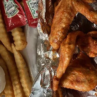 Hot Wing and Fries