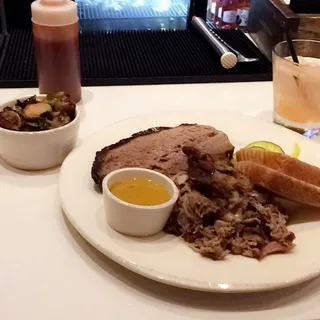 Sliced Prime Brisket - 1/2 Pound