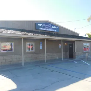 Boat and RV collision repair