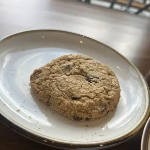 GF/DF chocolate chip cookie. It was so soft!