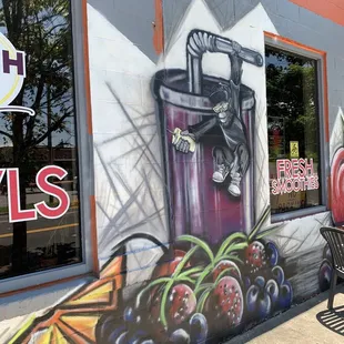 the outside of a smoothie shop