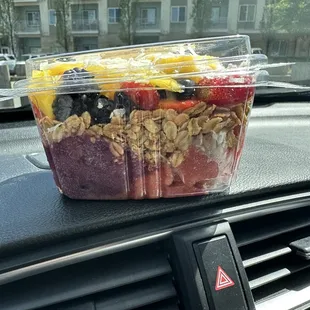 Acai bowl