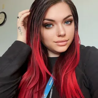 Laci R.
