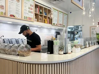 Pure Green - Juice & Smoothie Charles Village