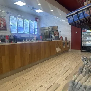 the inside of a fast food restaurant