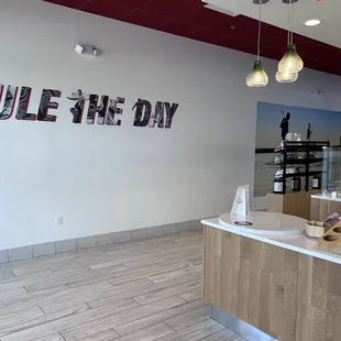 Inside view-so clean and organized!