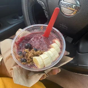 last time coming here! Paid for extra granola &amp; PB Swizzle, not present! Asked where the banana was and the owner said it had melted...,