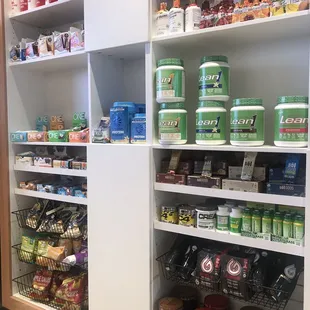 Proteins powders and snacks for sale