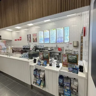 the inside of a fast food restaurant