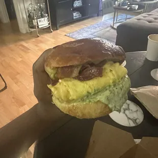 BEC with tarragon aioli