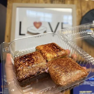 S'mores ! Here we have the ube, Thai tea, and the pb OMG! Yummyyyy