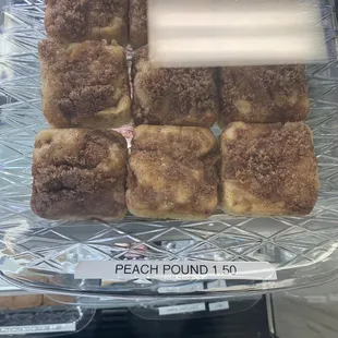 Peach pound cake, soft and moist!