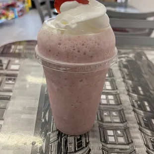 Banana strawberry smoothie