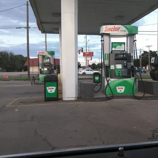 Gas pumps