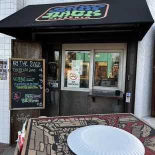 Order window at Snap Back