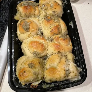 Garlic knots