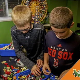 Snapology's Discovery Center offering classes, camps, parties and events using LEGO brick, KNEX and technology