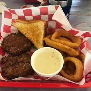 Crab cakes with onion rings