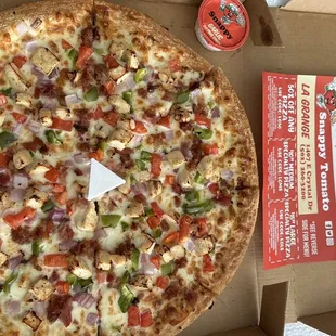 Chicken Ranch Pizza with added Bacon