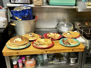 Dashing Diner Uptown