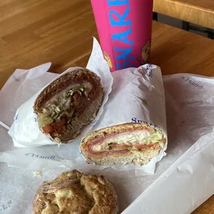 The Italian sandwich with a cookie