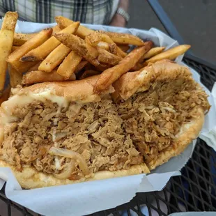 The only blemish, a dry as balls chicken cheese steak