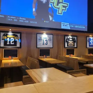 seating and tvs