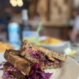 a grilled sandwich on a plate