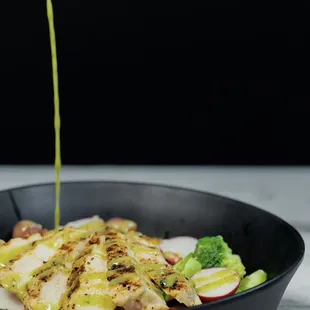 sneakybird's own Pesto Lemon Spinach Salad!