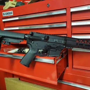 Added my new piece to an old piece, now I have a 9mm pistol carbine that uses Glock magazines.