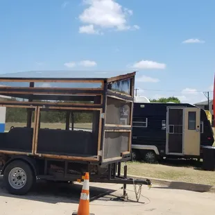 Sniffies Bar B-Que