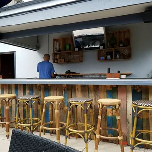 Snifters Tapas & Spirits