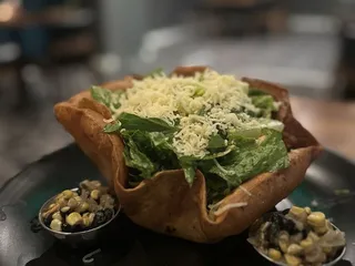 Oggie's Kitchen & Bar