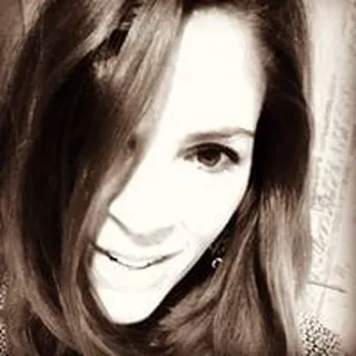 Julie P.