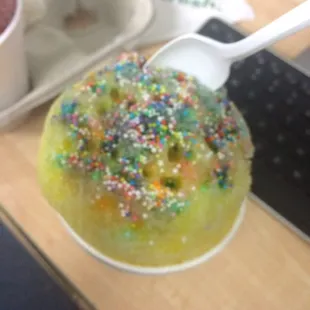Birthday cake w/ice cream