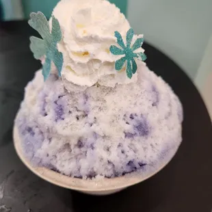 Creamy Vanilla Orchid Stuffed Sno Ball