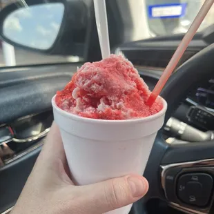 Medium snow cone with sweetened condensed milk