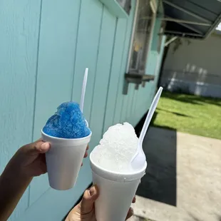 Bubble gum &amp; wedding cake