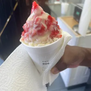 Chantilly snowball w/ condensed milk