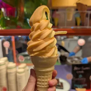 mango orange swirl