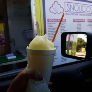 Natural Lemon snowcone... deliciously smooth 12oz medium.