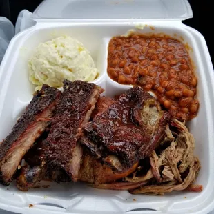 Snooties BBQ