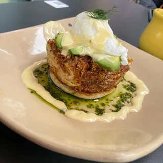 Parmesan-Panko Crab Cake Benedict*