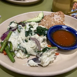 Protein & Veggie Egg White Scramble*