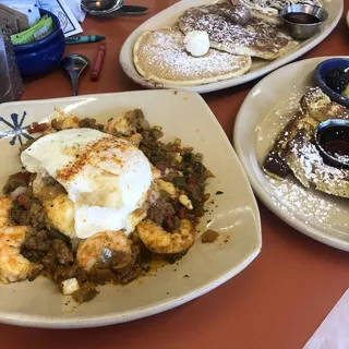 Shrimp & Grits*