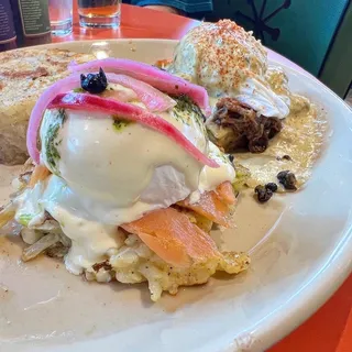 Pork Chile Verde Benny*